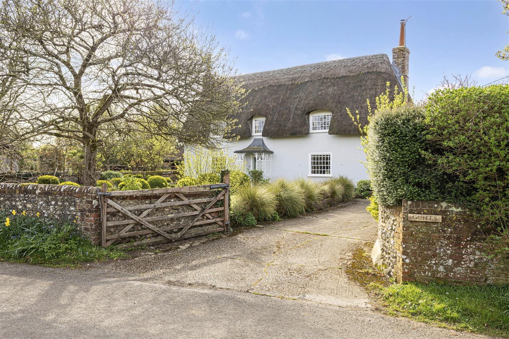 Farmhouse vs Cottage vs Barn Conversion: Which Countryside Home Suits Your Lifestyle?