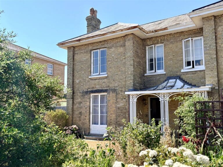 Carisbrooke Road, Newport
