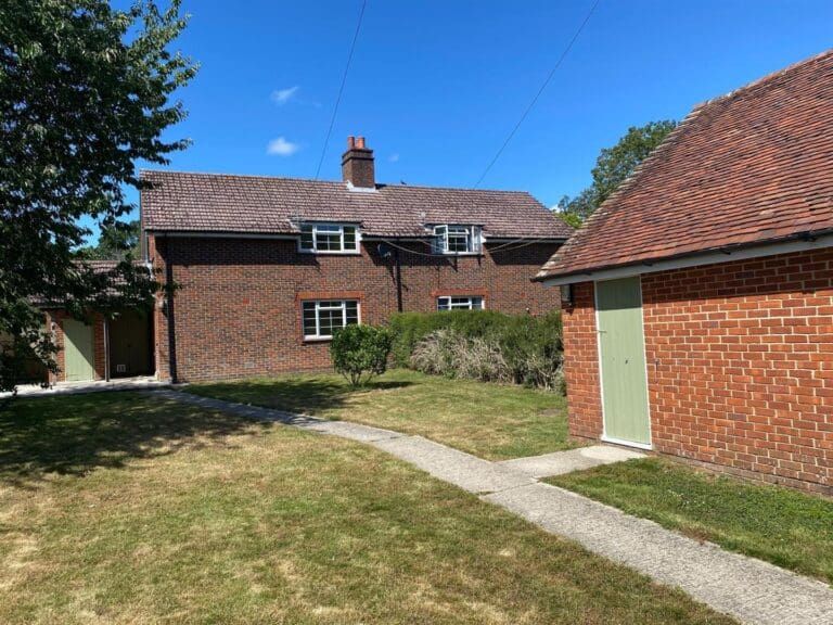 2 Douglas Cottages