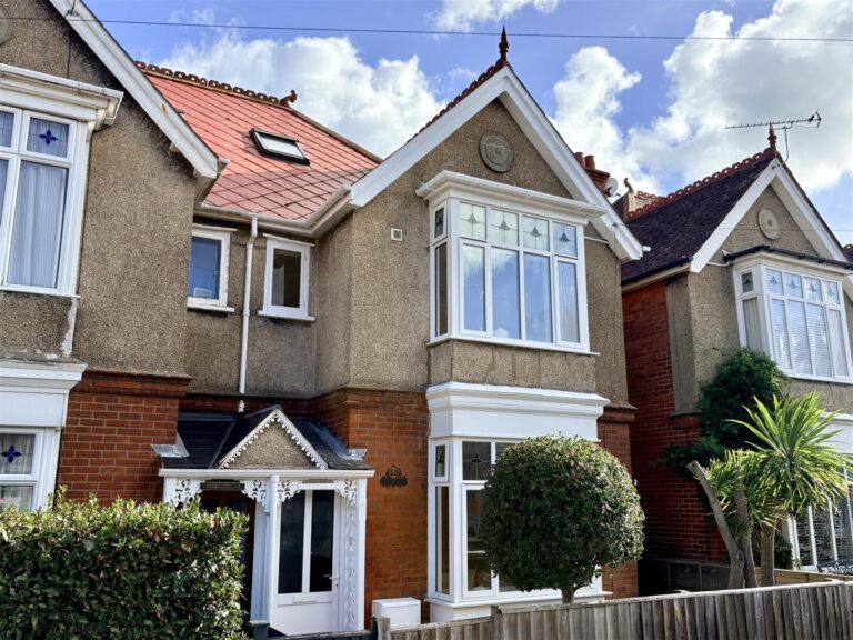 Consort Road, Cowes